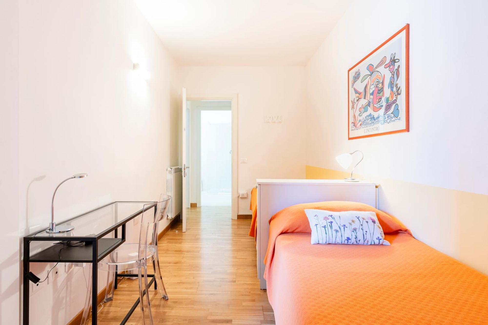 Piazza Cavallotti & Mercato Centrale Apartment! Ливорно Экстерьер фото