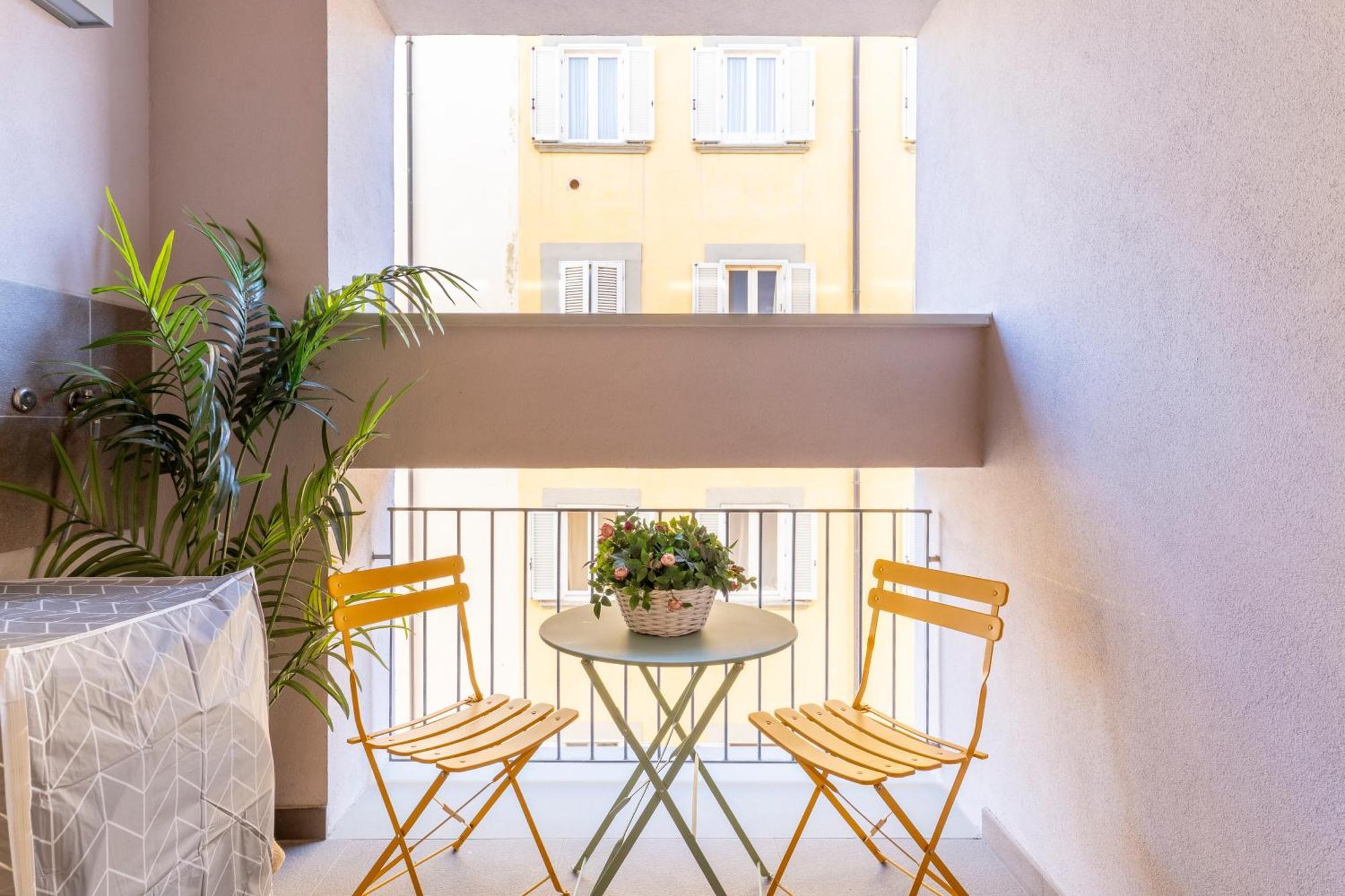 Piazza Cavallotti & Mercato Centrale Apartment! Ливорно Экстерьер фото